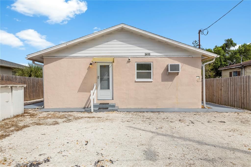 En Venta: $310,000 (4 camas, 0 baños, 1400 Pies cuadrados)