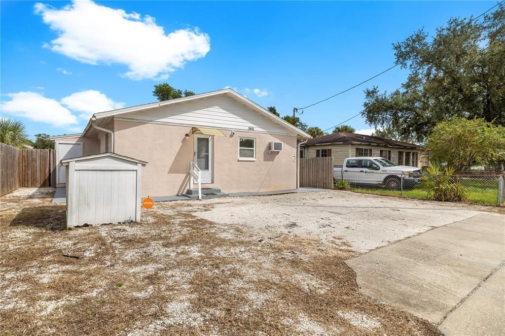 En Venta: $310,000 (4 camas, 0 baños, 1400 Pies cuadrados)