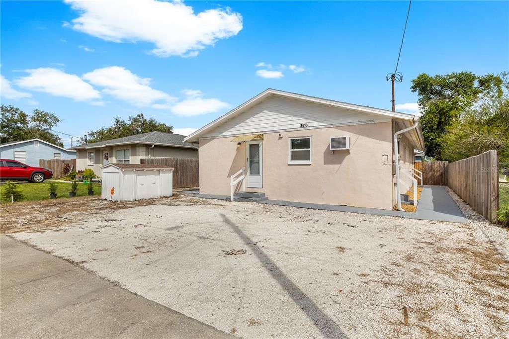 En Venta: $310,000 (4 camas, 0 baños, 1400 Pies cuadrados)