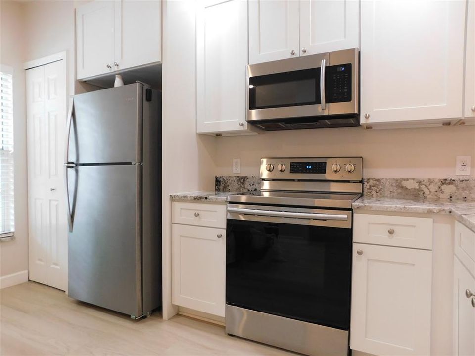 For Rent: $1,900 (2 beds, 2 baths, 1184 Square Feet)