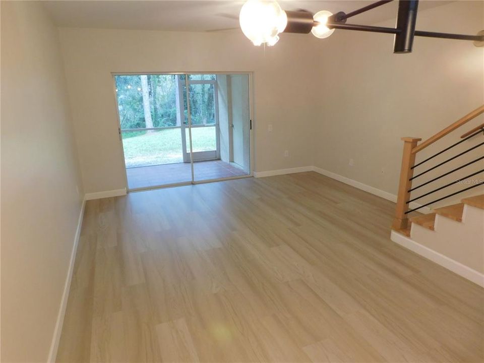 For Rent: $1,900 (2 beds, 2 baths, 1184 Square Feet)