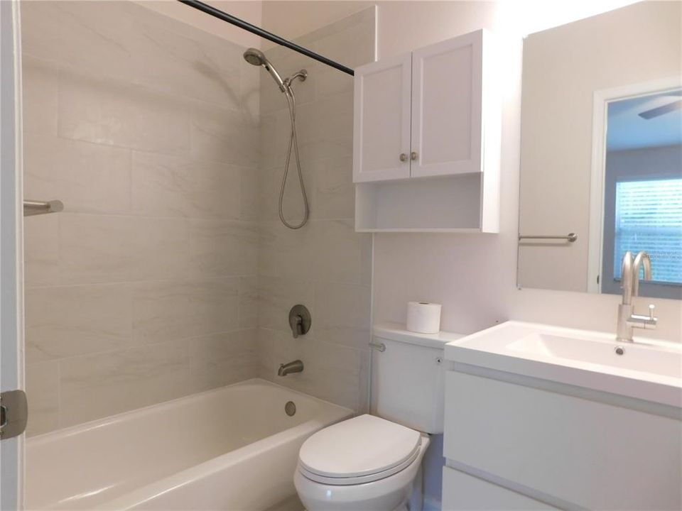 For Rent: $1,900 (2 beds, 2 baths, 1184 Square Feet)