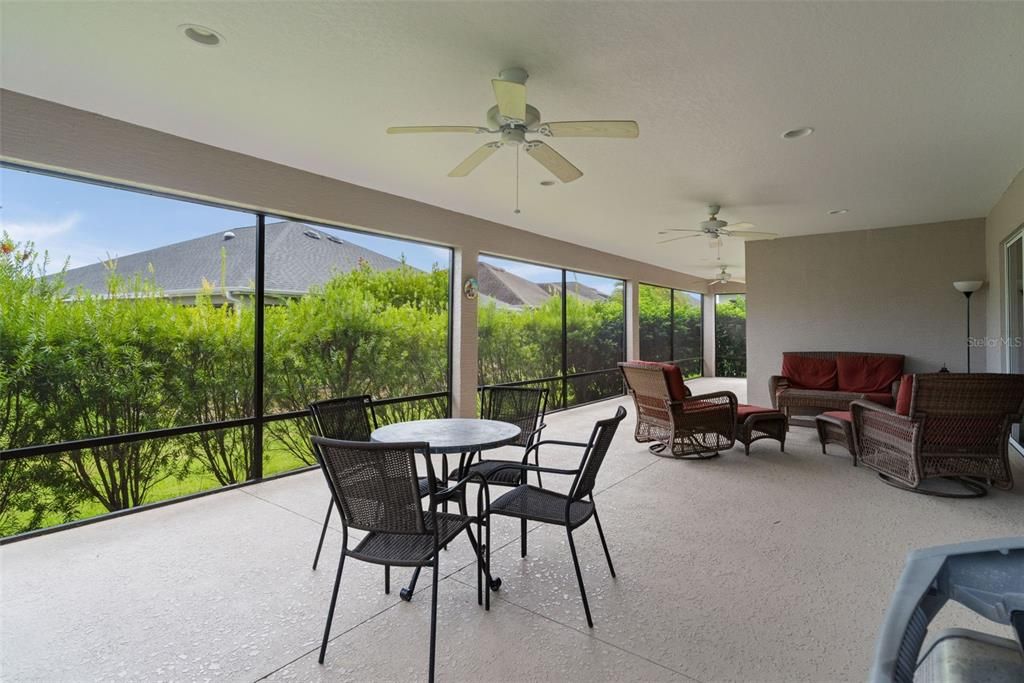 Activo con contrato: $465,000 (3 camas, 3 baños, 1854 Pies cuadrados)