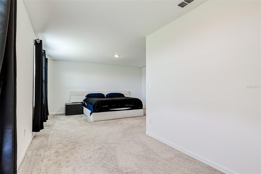 En Venta: $329,900 (3 camas, 2 baños, 2174 Pies cuadrados)