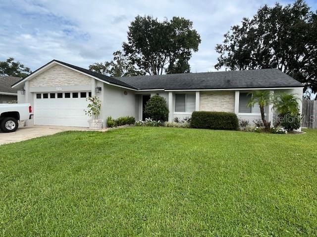 For Sale: $499,900 (3 beds, 2 baths, 1316 Square Feet)