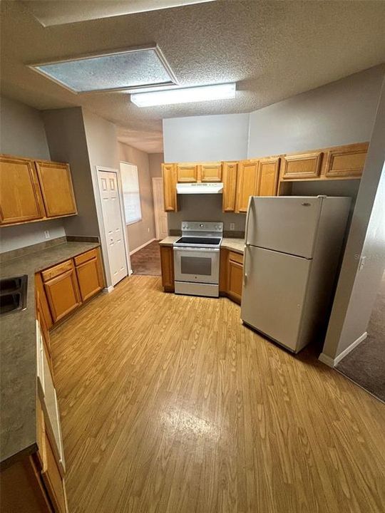 В аренду: $1,800 (3 спален, 2 ванн, 1855 Квадратных фут)