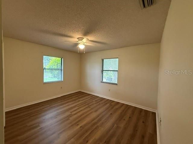 В аренду: $1,850 (3 спален, 2 ванн, 1288 Квадратных фут)