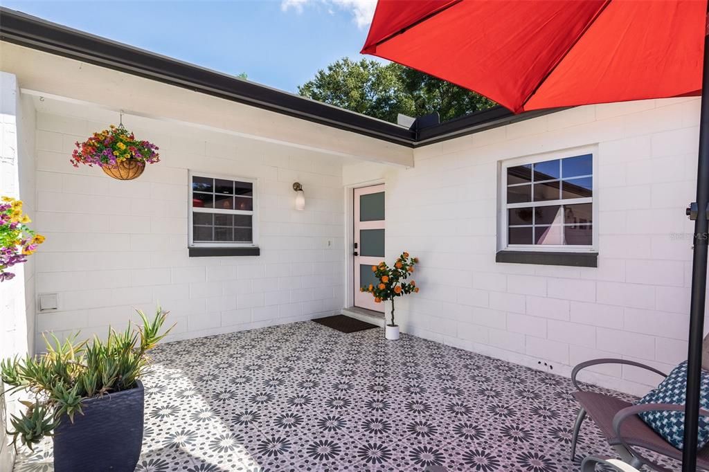 For Sale: $399,000 (3 beds, 2 baths, 1389 Square Feet)