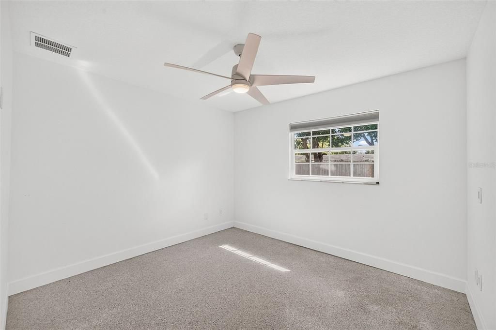 For Sale: $399,000 (3 beds, 2 baths, 1389 Square Feet)