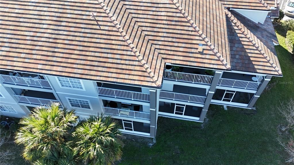 На продажу: $184,990 (2 спален, 2 ванн, 1020 Квадратных фут)