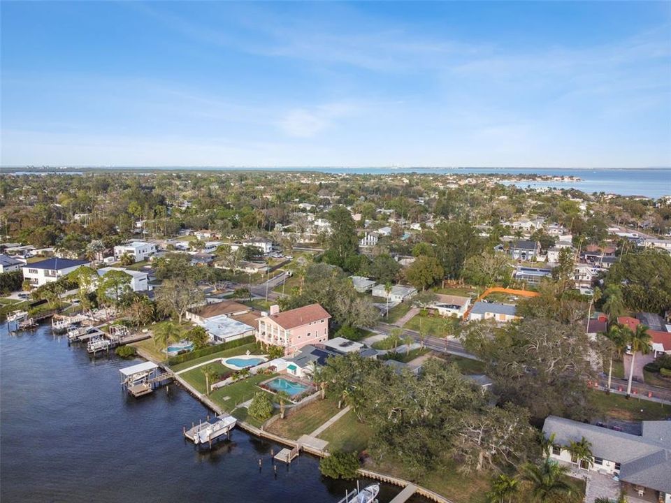 En Venta: $1,249,000 (0.22 acres)