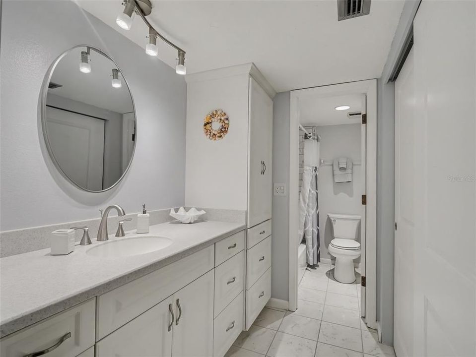 En Venta: $249,900 (2 camas, 2 baños, 1080 Pies cuadrados)