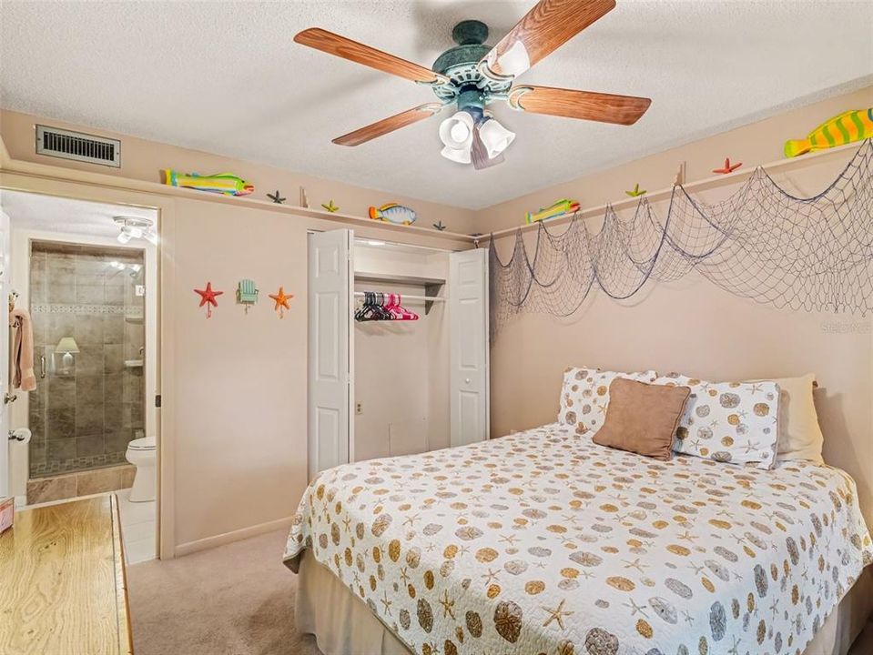 En Venta: $249,900 (2 camas, 2 baños, 1080 Pies cuadrados)