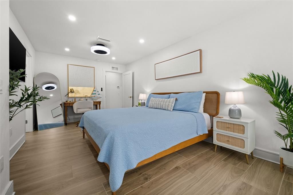 В аренду: $4,900 (4 спален, 4 ванн, 2019 Квадратных фут)