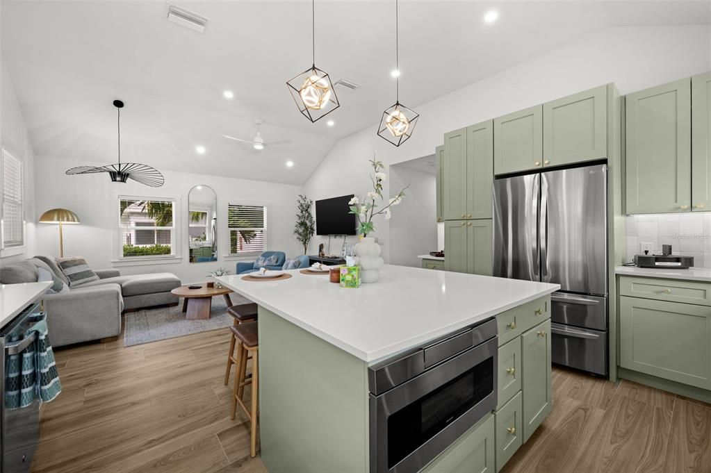 В аренду: $4,900 (4 спален, 4 ванн, 2019 Квадратных фут)