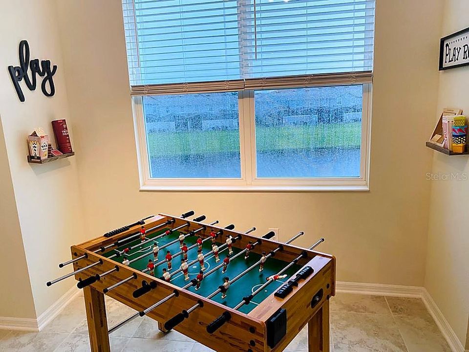 En Venta: $295,000 (2 camas, 2 baños, 1186 Pies cuadrados)