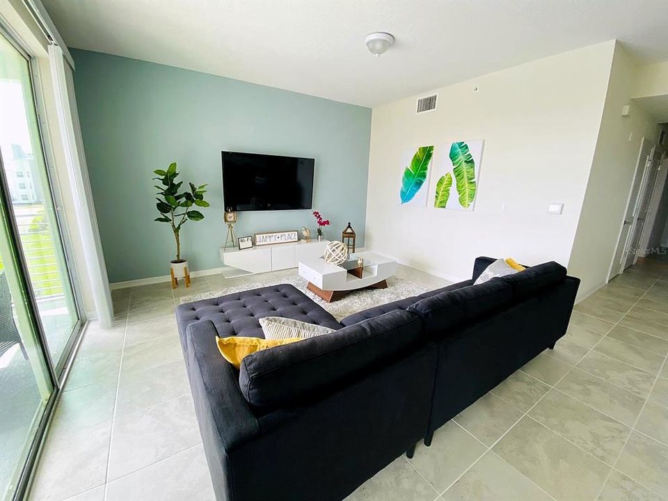 En Venta: $295,000 (2 camas, 2 baños, 1186 Pies cuadrados)