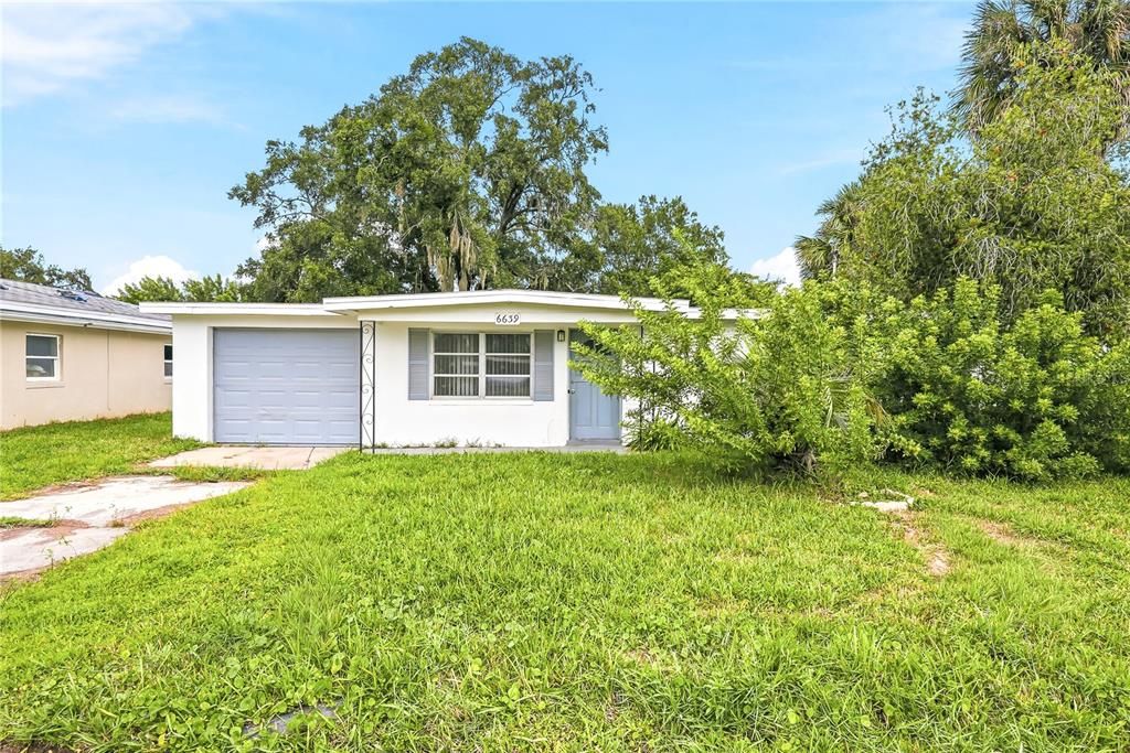 For Sale: $185,000 (3 beds, 1 baths, 908 Square Feet)