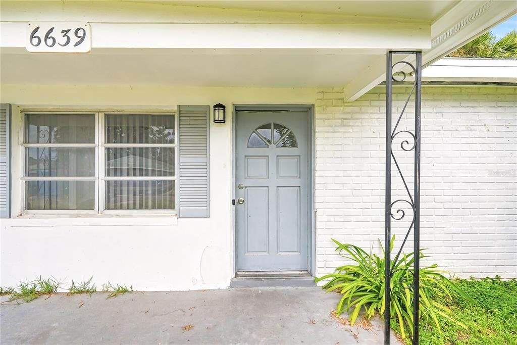 For Sale: $185,000 (3 beds, 1 baths, 908 Square Feet)