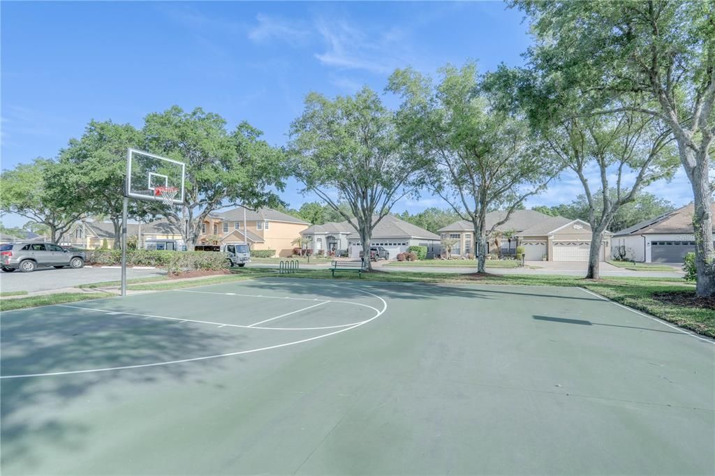 For Rent: $2,795 (3 beds, 2 baths, 2053 Square Feet)