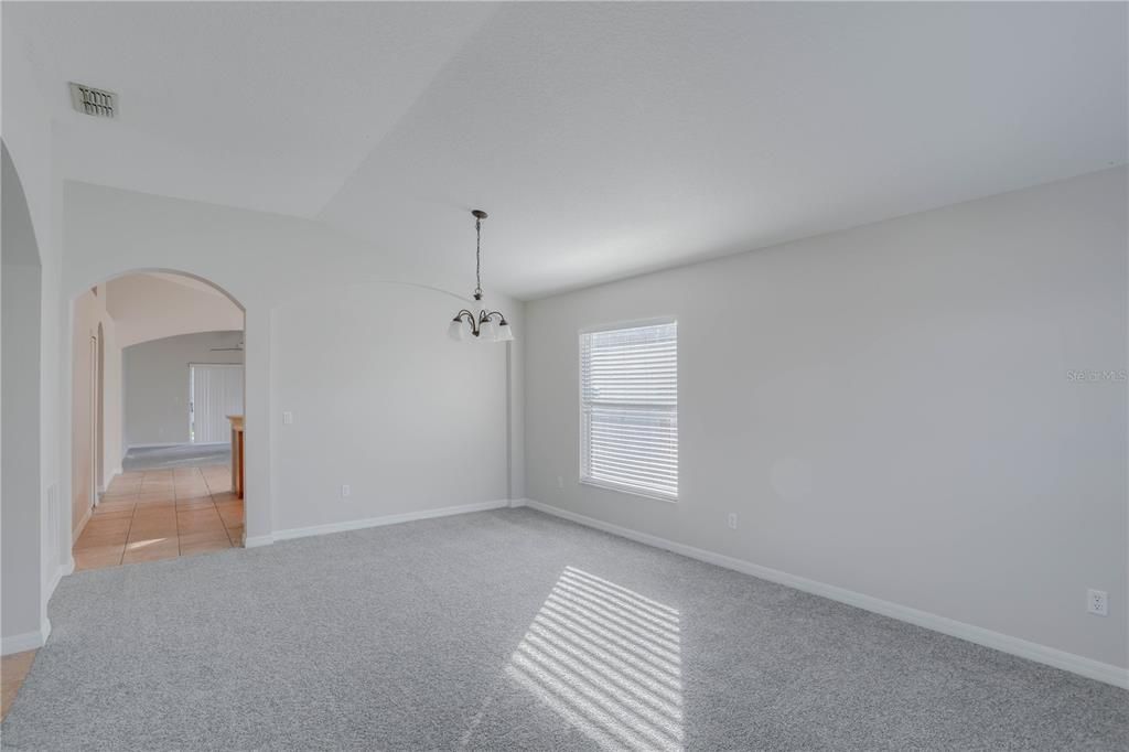 For Rent: $2,795 (3 beds, 2 baths, 2053 Square Feet)