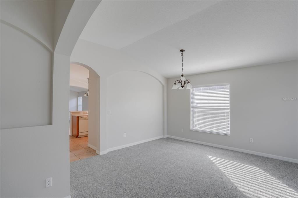 For Rent: $2,795 (3 beds, 2 baths, 2053 Square Feet)
