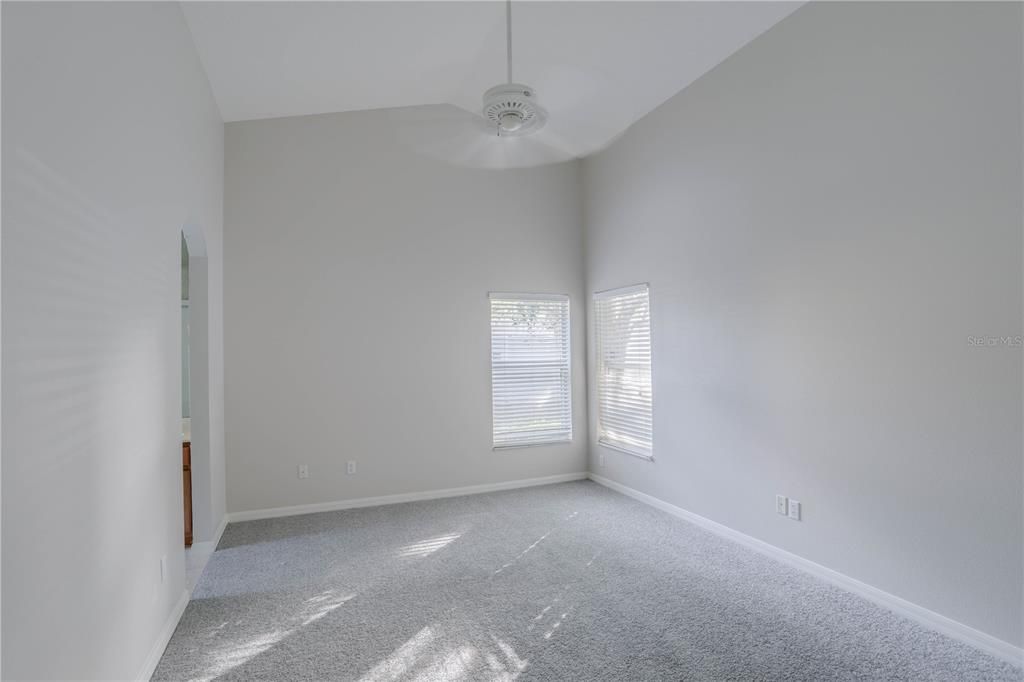 For Rent: $2,795 (3 beds, 2 baths, 2053 Square Feet)
