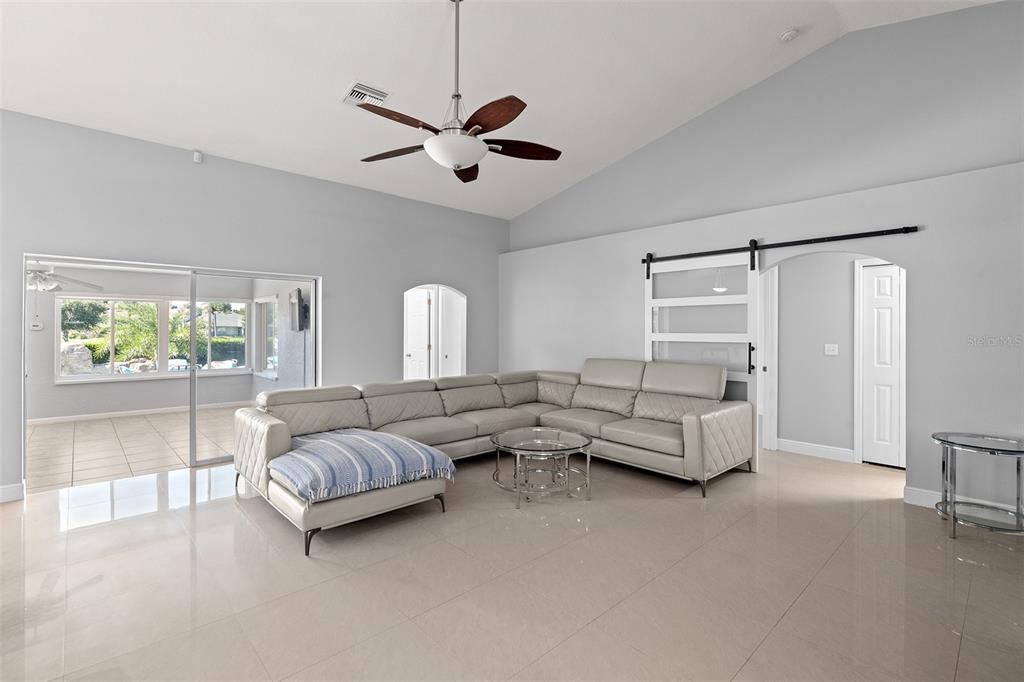 For Sale: $675,000 (4 beds, 3 baths, 2697 Square Feet)