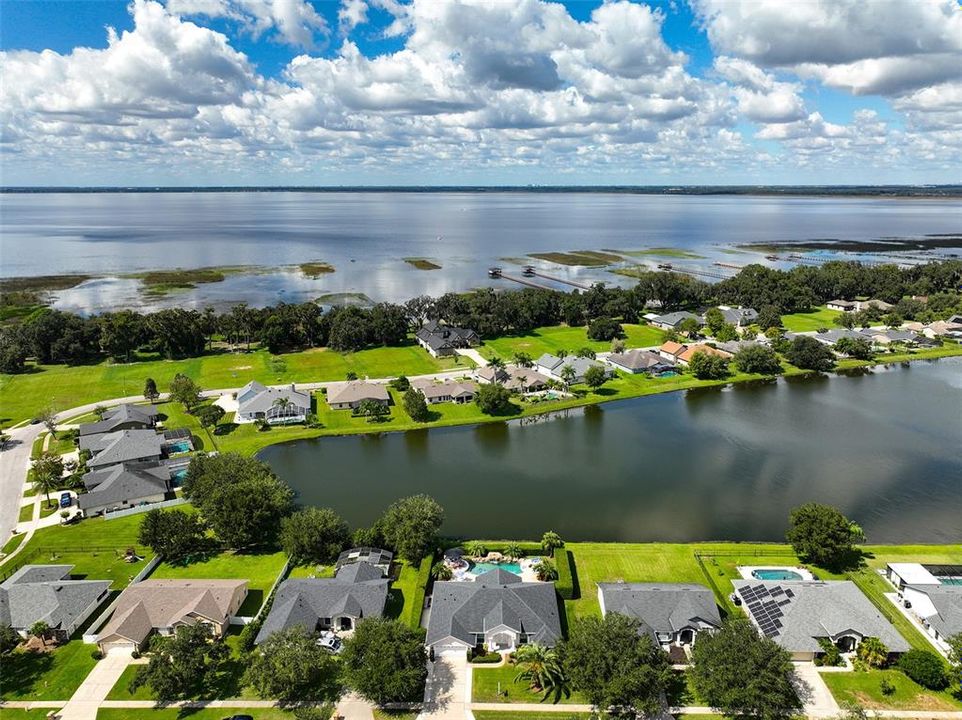 For Sale: $675,000 (4 beds, 3 baths, 2697 Square Feet)