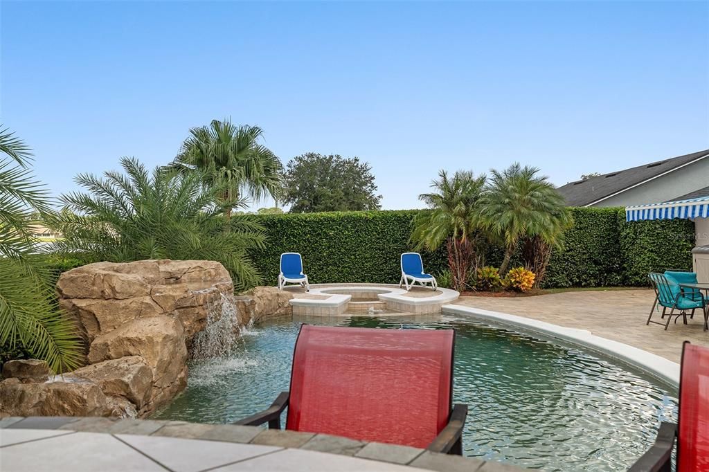 For Sale: $675,000 (4 beds, 3 baths, 2697 Square Feet)