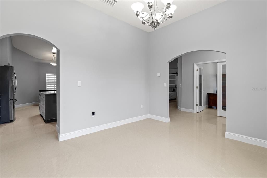 For Sale: $675,000 (4 beds, 3 baths, 2697 Square Feet)