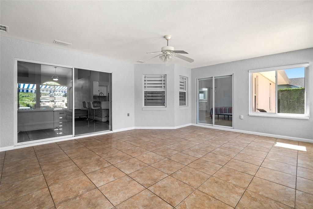 For Sale: $675,000 (4 beds, 3 baths, 2697 Square Feet)