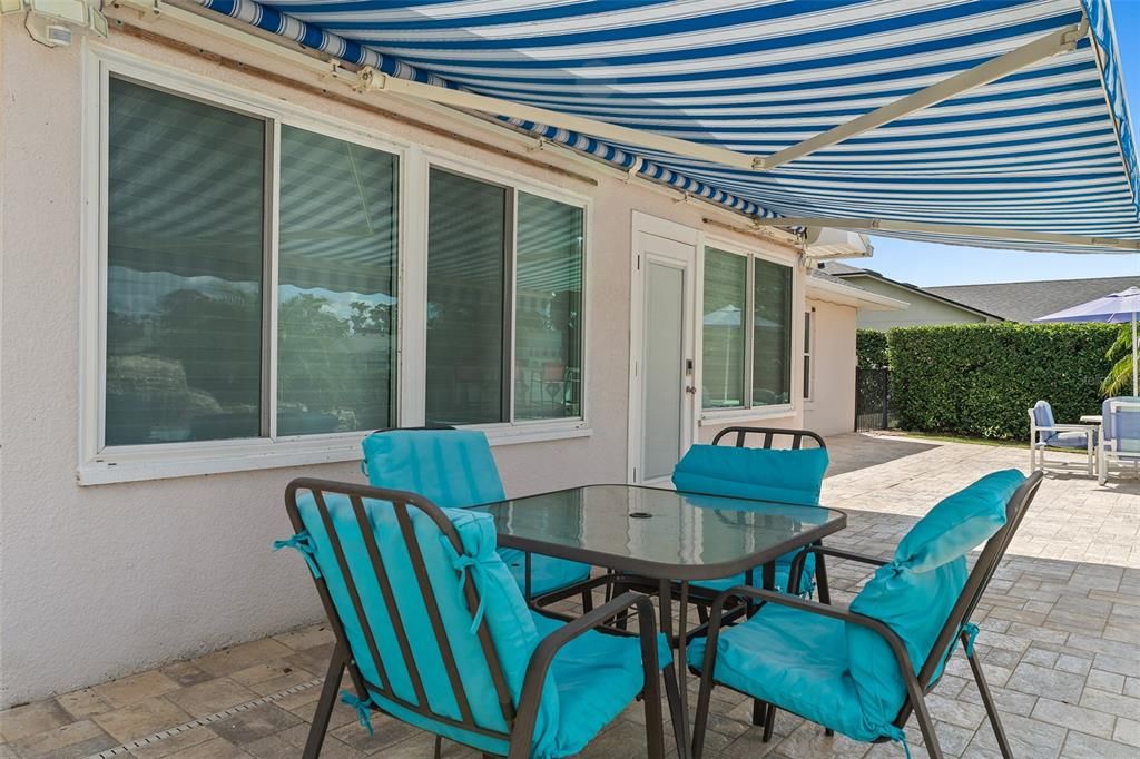 For Sale: $675,000 (4 beds, 3 baths, 2697 Square Feet)