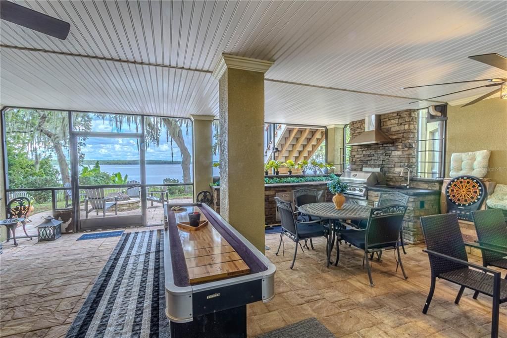 En Venta: $1,399,000 (6 camas, 3 baños, 4225 Pies cuadrados)