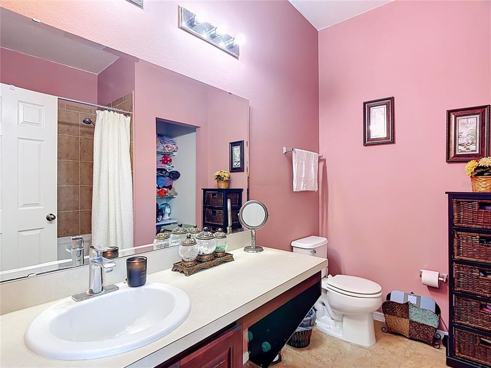 En Venta: $365,000 (3 camas, 2 baños, 1894 Pies cuadrados)