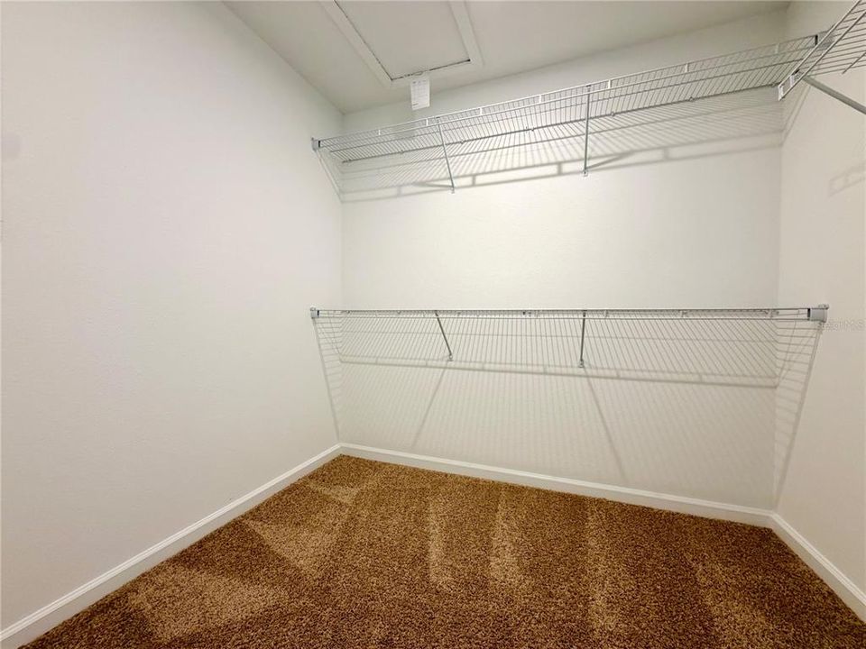 En Renta: $2,700 (4 camas, 2 baños, 1678 Pies cuadrados)