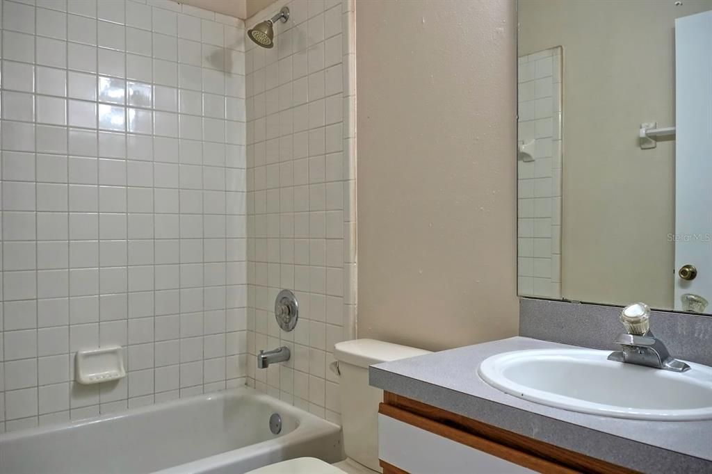 En Renta: $1,897 (3 camas, 2 baños, 1136 Pies cuadrados)