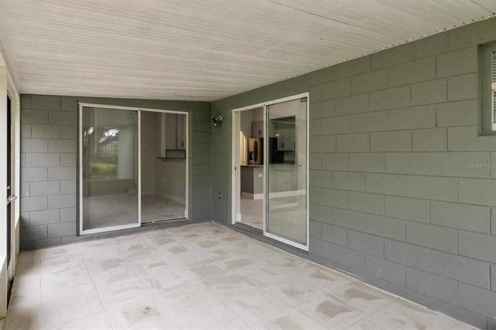 For Sale: $320,000 (4 beds, 2 baths, 1652 Square Feet)