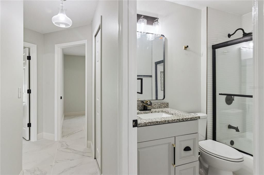 For Sale: $320,000 (4 beds, 2 baths, 1652 Square Feet)