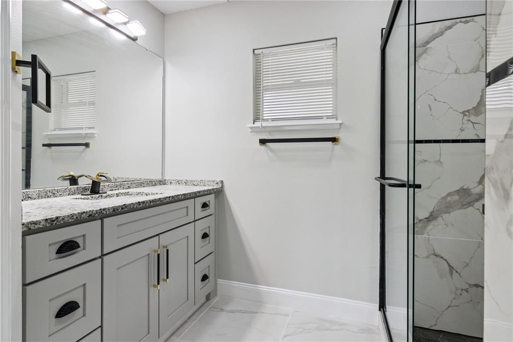 For Sale: $320,000 (4 beds, 2 baths, 1652 Square Feet)
