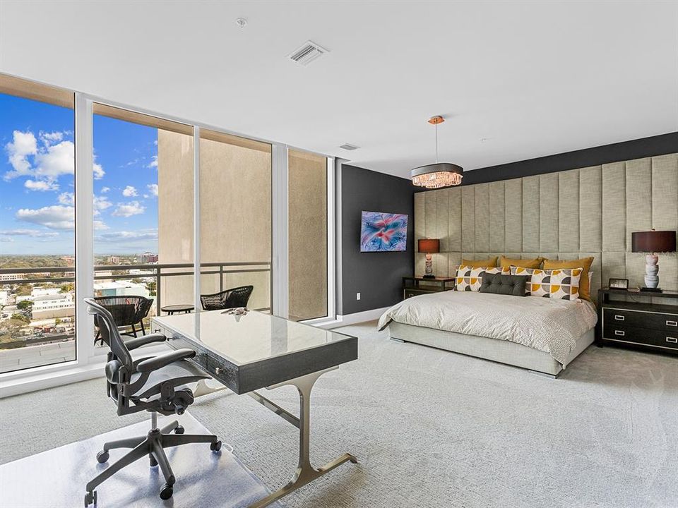 For Sale: $3,450,000 (3 beds, 3 baths, 3700 Square Feet)