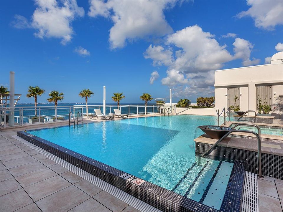 For Sale: $3,450,000 (3 beds, 3 baths, 3700 Square Feet)
