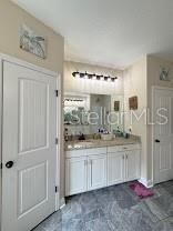 En Venta: $880,000 (3 camas, 2 baños, 2077 Pies cuadrados)