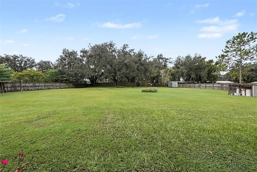 En Venta: $655,000 (4 camas, 3 baños, 2278 Pies cuadrados)