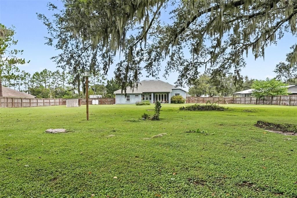 En Venta: $655,000 (4 camas, 3 baños, 2278 Pies cuadrados)