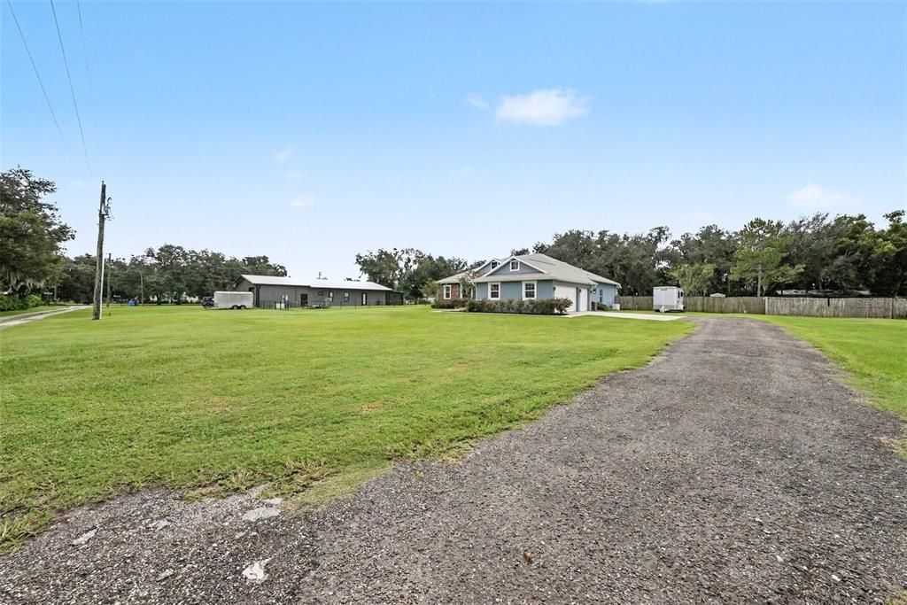 En Venta: $655,000 (4 camas, 3 baños, 2278 Pies cuadrados)