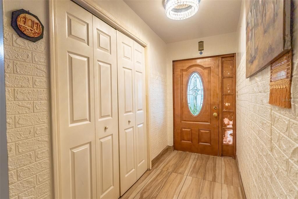 En Venta: $415,000 (3 camas, 2 baños, 1452 Pies cuadrados)