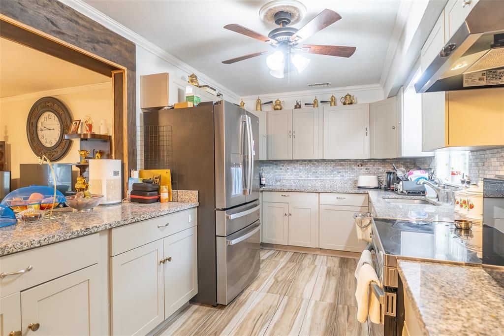 En Venta: $415,000 (3 camas, 2 baños, 1452 Pies cuadrados)