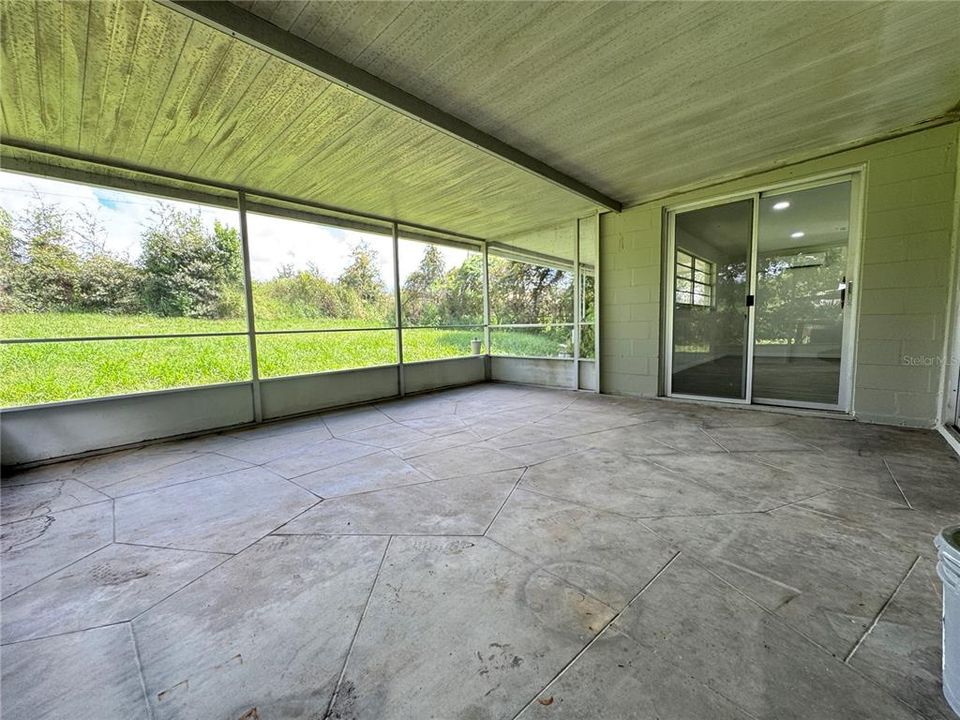 En Venta: $273,000 (4 camas, 2 baños, 1437 Pies cuadrados)