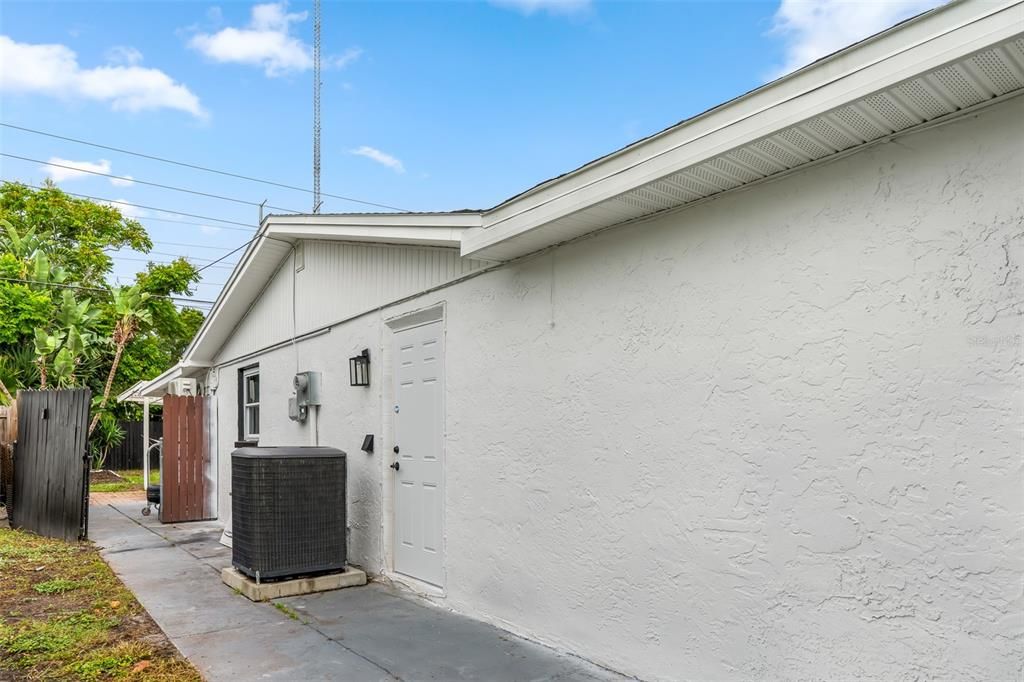 En Venta: $330,000 (3 camas, 2 baños, 1388 Pies cuadrados)
